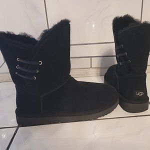 UGG Australia Classic Cuff Short Black Boots Women